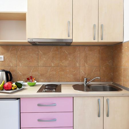Apartments Kiro Milna  Zewnętrze zdjęcie